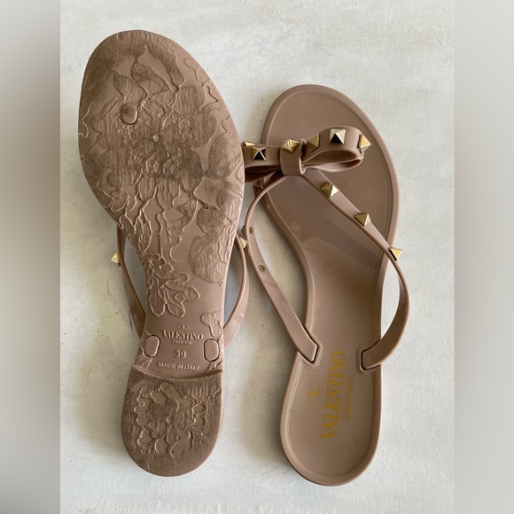 VALENTINO GARAVANI RockStuds Sandal women’s size EU 39 USA size 8 worn twice - Picture 5 of 10
